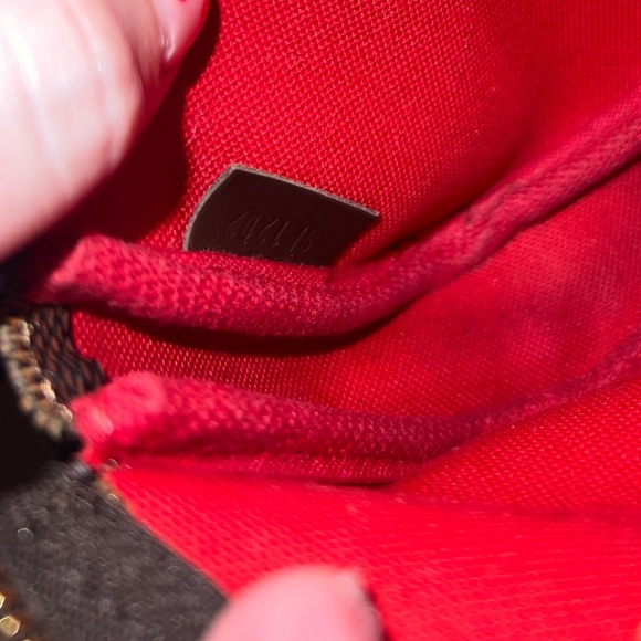 Louis Vuitton Mini Bag in Brown Checkered Pattern - Picture 10 of 10